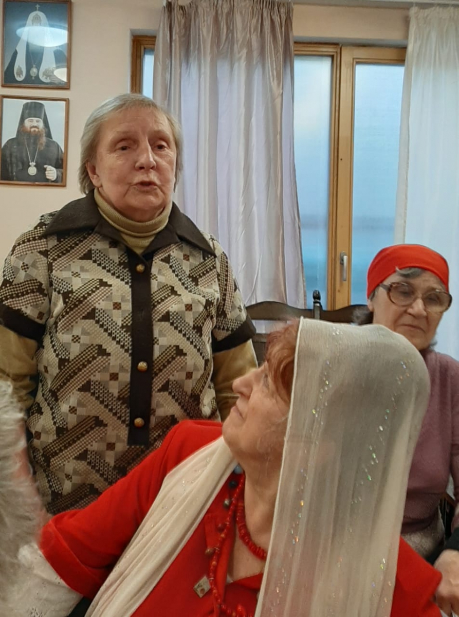 Татьяна Максимова читает свои стихи