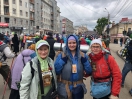 Оля Литвиненко, Аня Нагаева и Юля Куликова на выходе из Кирова